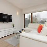 Three-bedroom Family House With Garden Nowa Wies By Renters * Warsaw