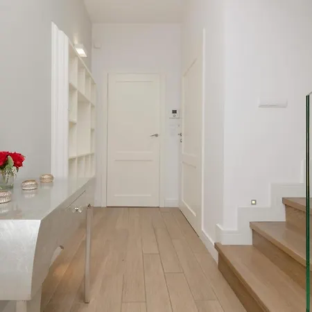 Three-bedroom Family House With Garden Nowa Wies By Renters Holiday home Warsaw