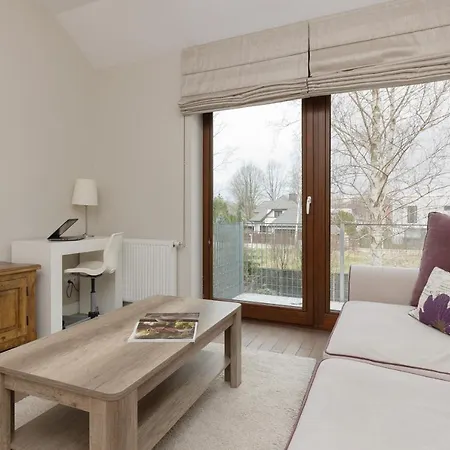 Three-bedroom Family House With Garden Nowa Wies By Renters Dom wakacyjny *