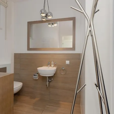 Three-bedroom Family House With Garden Nowa Wies By Renters * Warsaw