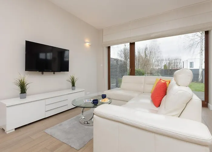 Three-bedroom Family House With Garden Nowa Wies By Renters * Warszawa