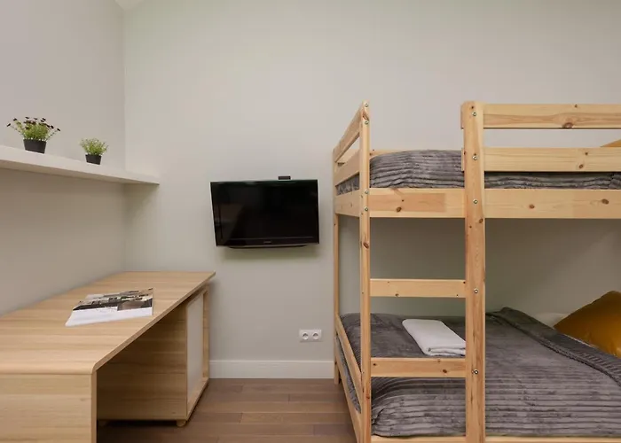 Dom wakacyjny Three-bedroom Family House With Garden Nowa Wies By Renters *