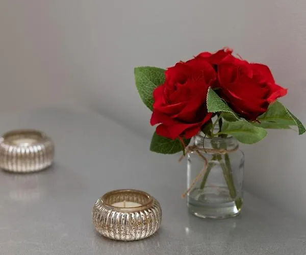 Three-bedroom Family House With Garden Nowa Wies By Renters Tatil Evi Varşova