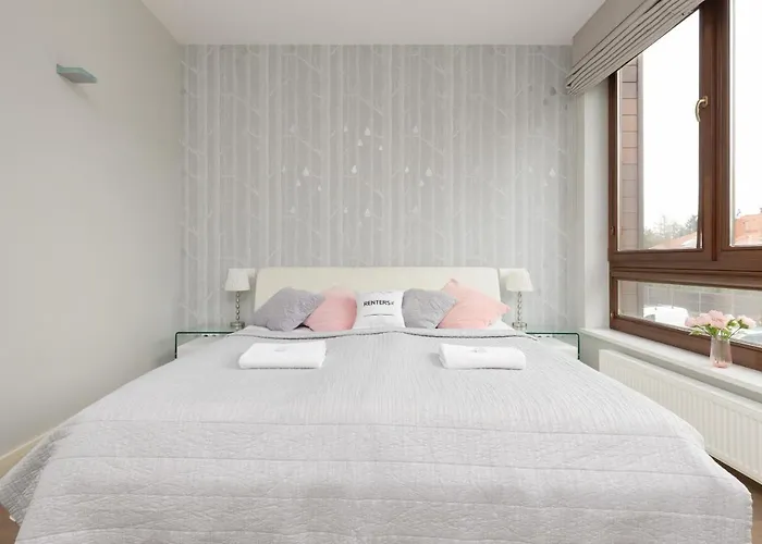 Three-bedroom Family House With Garden Nowa Wies By Renters