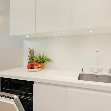 Three-bedroom Family House With Garden Nowa Wies By Renters 바르샤바